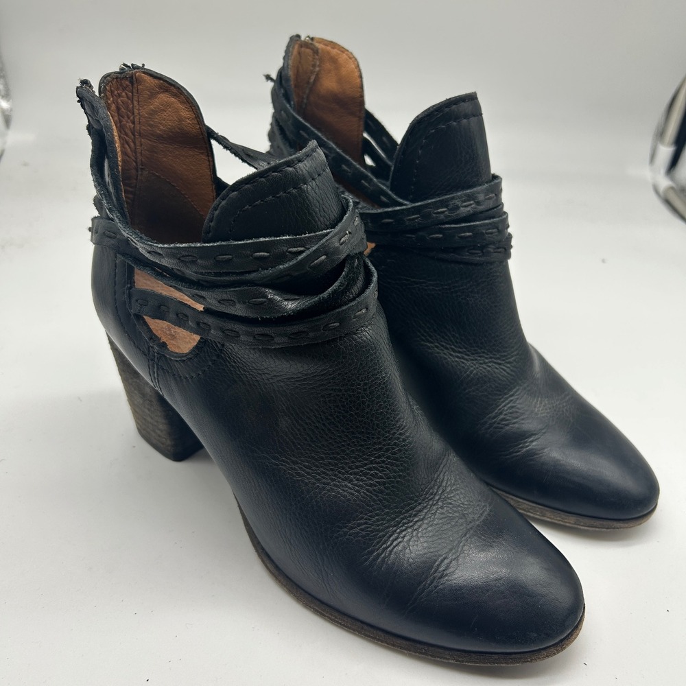 Frye Naomi Pickstitch Strappy Black Leather Ankle Boots Women's Size 7.5